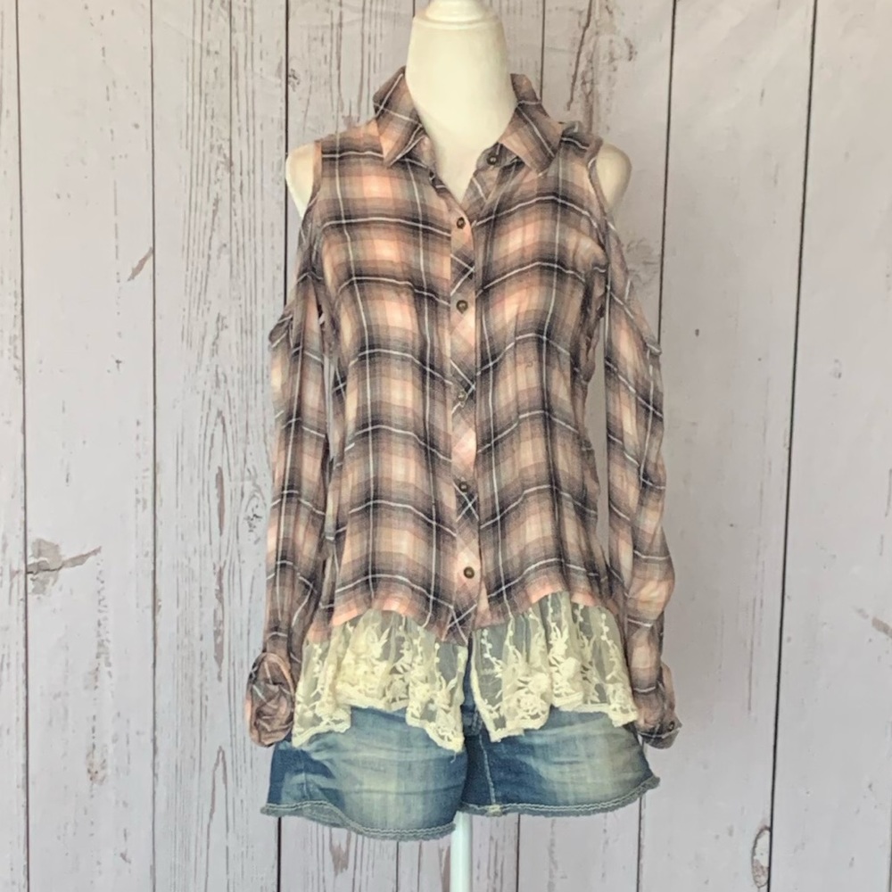 Women’s Jolt Plaid Button-Front Top
